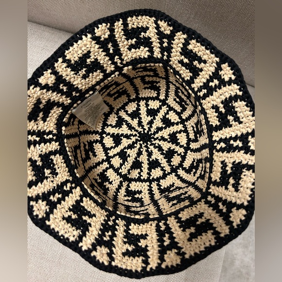 FENDI Raffia Logo Bucket Hat S/M - Picture 6 of 11